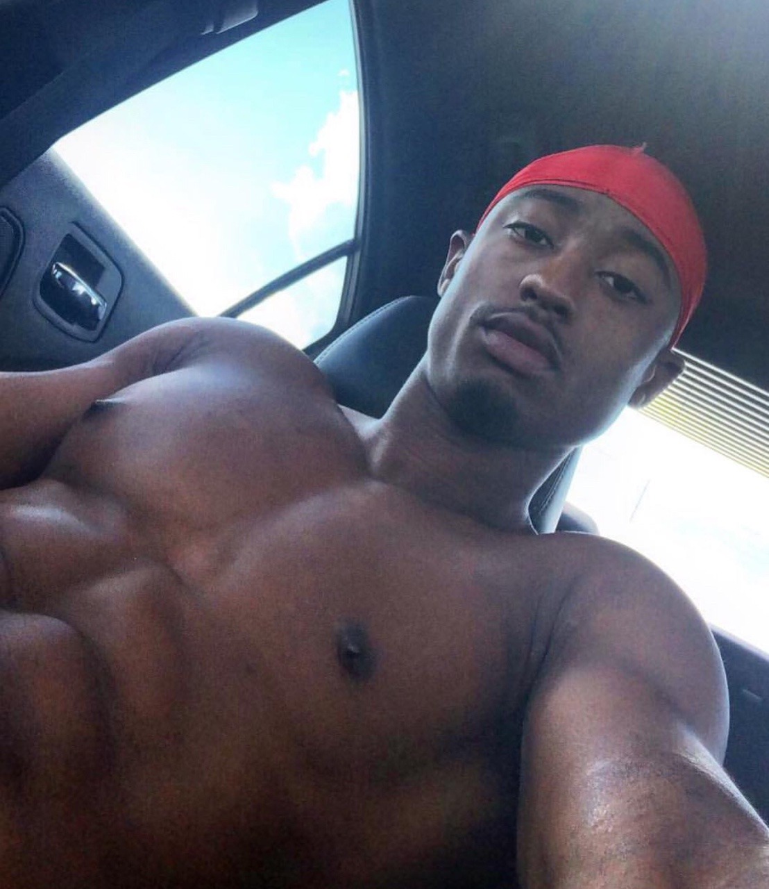 sexblack123:  xxxcravexxx:  xxxcravexxx:  ✨Pretty Boy Trey✨ #Straight #Handsome