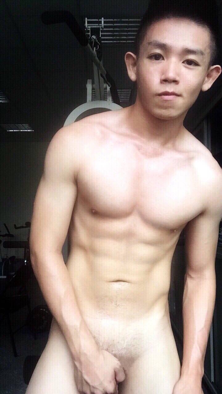 onlyasianhunks:  31/03/18