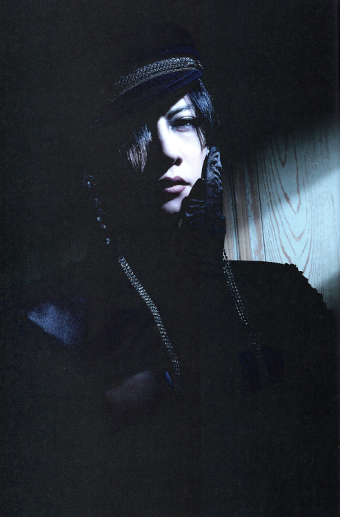 yridenergyridenergy:Toshiya - BURRN! vol. 15