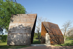 kazu721010:  Lady Bird Loo / Mell Lawrence ArchitectsPhotos © Whit Preston