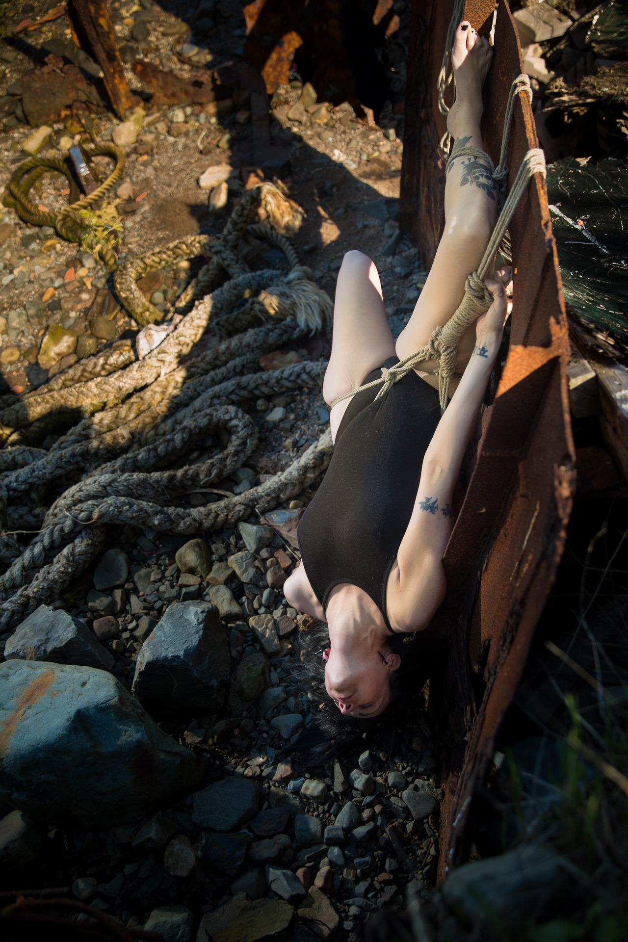 tieduptee:  Shipwrecked on Shibari Sunday 🛳️💚Quick partial suspension to