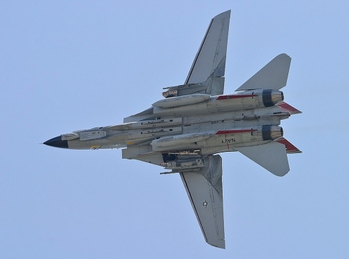 rocketumbl:F-14DThe Tomcat was such a beautiful bird.