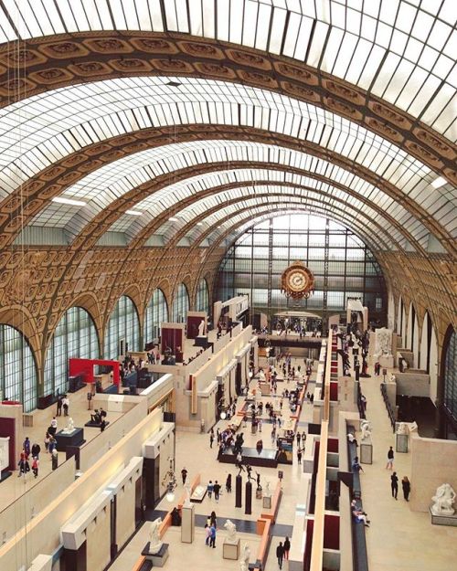 bonjourfrenchwords: Difficile d'imaginer que le @museeorsay était auparavant une gare ! La pr