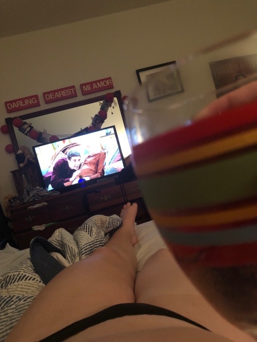 ampgirllife13: Friends, and wine. Perfect Friday night.  Omg friends is my favorite show of all time