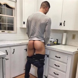 butt-boys:  Breakfast. Want some?     REAL