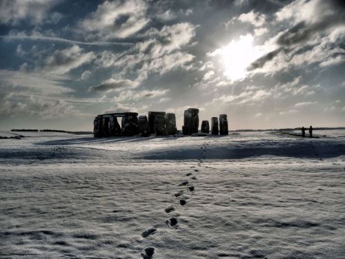 mrcloudphotography:  source | 1 | 2 | 3 | 4 | 5 | 6 | 7 | 8 | 9 | MY TUMBLR BLOG | Winter World. Famous places around the world with a sprinkle of snow. 