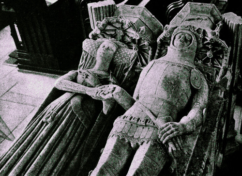 Effigy of Katherine Malley and her husband (1419)