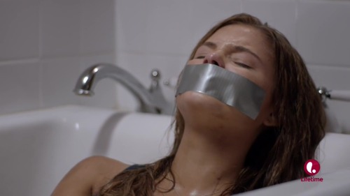 XXX distressfulactress:Stefanie Scott in Caught photo