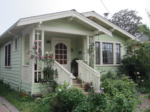 vintagebayareahomes - Cute bungalow. Berkeley, CA.