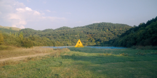 filmswithoutfaces:Midsommar (2019)dir. Ari Aster