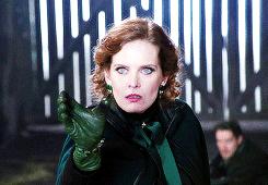 bellegold:  female awesome meme: favorite female antagonists [4/5]     ↳
