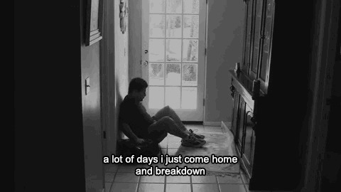 dissapolnted:  vertical/personal/love♥ 