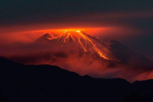 Puyehue Volcano eruption, Chile