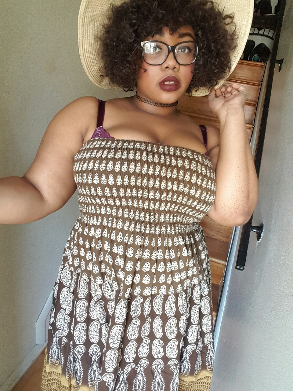 food-n-words:  afatblackfairy:  Fat Arms, Brown Skin and Carefree 😜  If you think