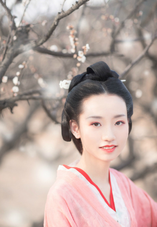 hanfugallery:Traditional Chinese hanfu by 簪花阁汉服