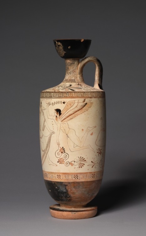 cma-greek-roman-art:The Atalanta Lekythos (Funerary Oil Jug), Douris, 500, Cleveland Museum of Art: 