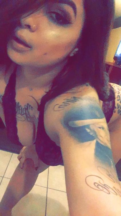 Tatted Busty Chola Nalgona…My Weakness! ❤❤