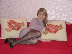 Visit one of the best pantyhose archive !https://pantyhose-magazine.tumblr.com/archive