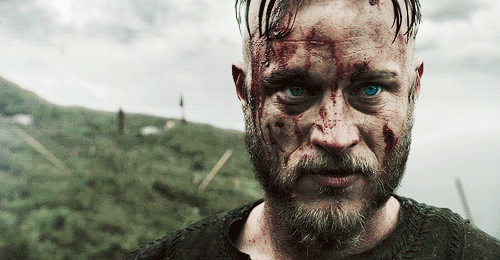 robynellacott:  vikings rewatch → 4/∞ 