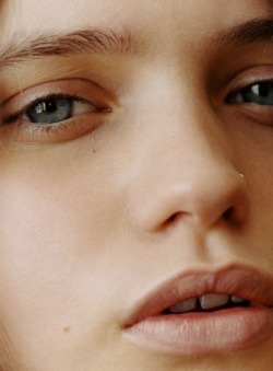 iamlarabingle:  THE BASE MUSE | Abbey Lee Kershaw #thebasebylb#aussie #beauty