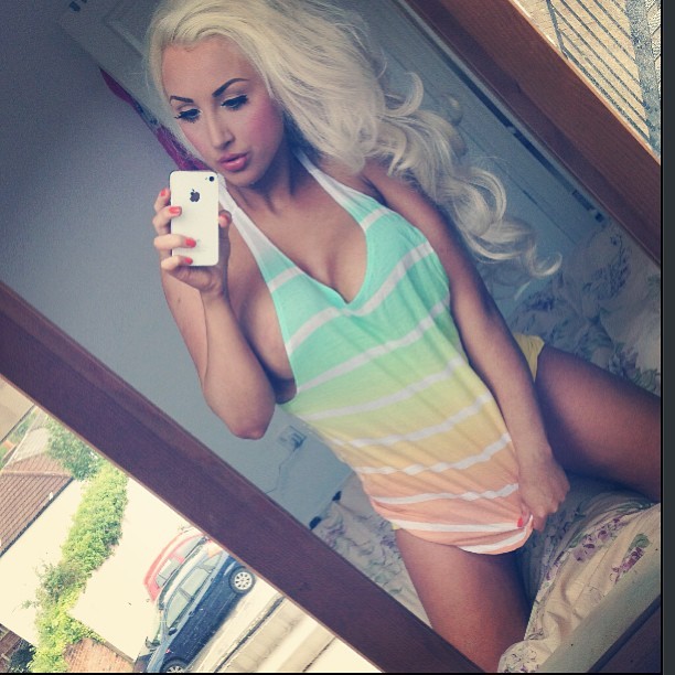 plastic-bimbo-princess:  Holly Jay Deacon