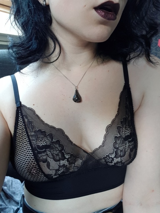 verysecretlykinky:  🎼Beware the patient woman, cause this much I know🎼  