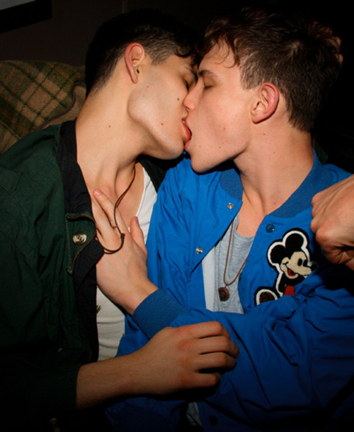 heyskyler:  oh my fuck their jaws 