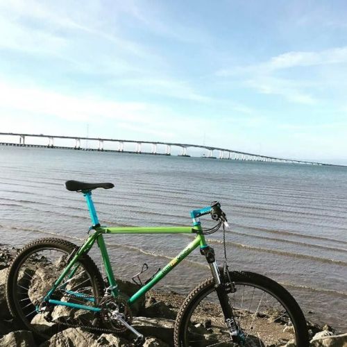 fatchancebikes:Here’s a gorgeous aquafade Yo Eddy for #tbt !! Nice pic @pursuitofhappinesschris #re