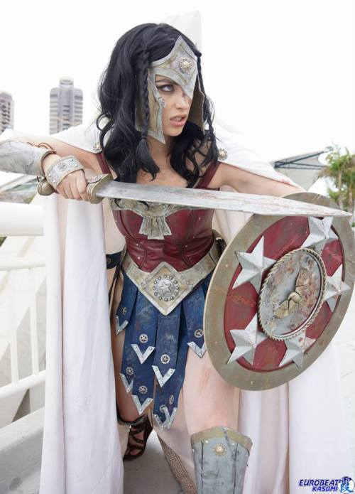 fillingthemptyspaces: cosplayandgeekstuff: Meagan Marie (USA) as a Wonder Woman (warrior vers