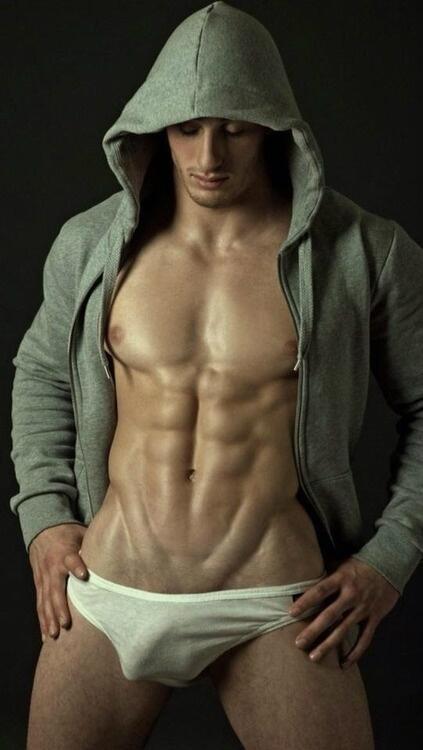 3leapfrogs:  hotmen0:  RT @LucienMark: Wear warm clothes if you go out partying -wear a hoodie -i its FREEZIN http://t.co/puqcer8qaw  •=• •=• •=•93,000 posts please visit the archive.