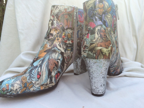 ON SALE NOWSIZE 9 STORM BOOTSFeel as powerful as the goddess herself in these Storm boots! On sale n