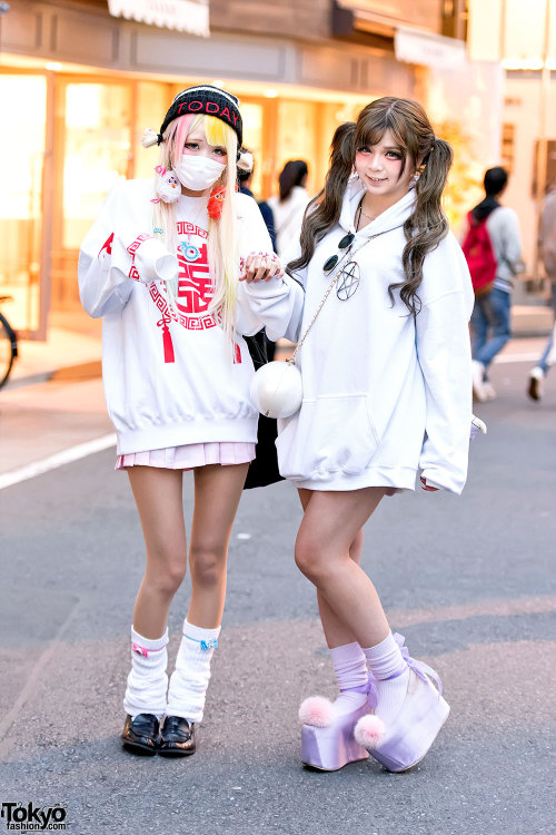 tokyo-fashion:  Akae (18 with twintails) and Jyuria (19 with mask) on Cat Street in Harajuku both wearing oversized sweatshirts from Spinns. Akae’s look also includes Swankiss platforms, a Chanel bag, a Kill Star necklace, and WEGO backpack. Jyuria’s