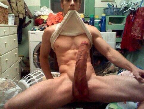gaytwinksboysnude:    Watch My Free Cam ☆ I’m On Now! -Click Here- #ReblogMe ツ