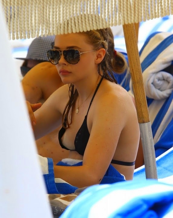 famous-nsfw-tub:  audimanrs7:Chloë Grace Moretz   Chloë Grace Moretz  