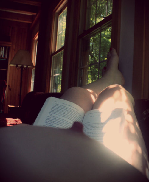 sensual-desires88:Reading naked in the sunlight….