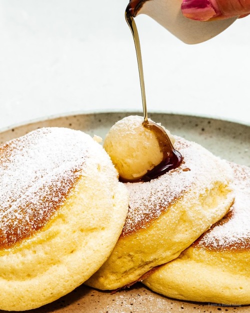 sweetoothgirl: Fluffy Japanese Pancakes: Souffle Pancake Recipe