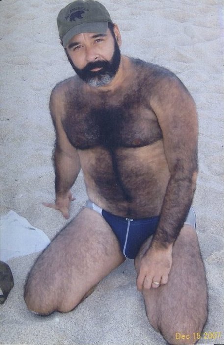fuckyeahdaddies:  Loads of Daddies at Fuck Yeah Daddies.Click Here to Follow Fuck Yeah Daddies.