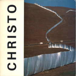 apeninacoquinete: Christo and Jeanne-Claude
