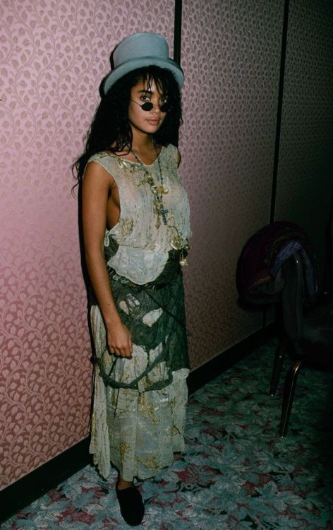 petersonreviews: Lisa Bonet, 1988