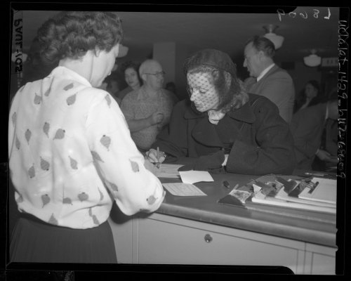 itsborhes:Greta Garbo filling out paperwork for United States citizenship, 1950