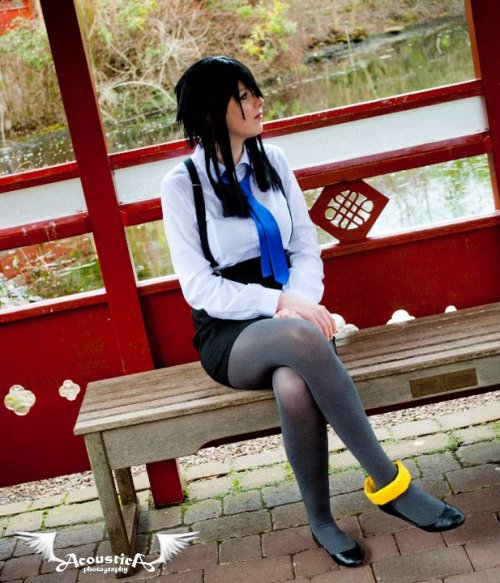 A nice Melfina cosplayer wearing the character’s signature grey pantyhose.