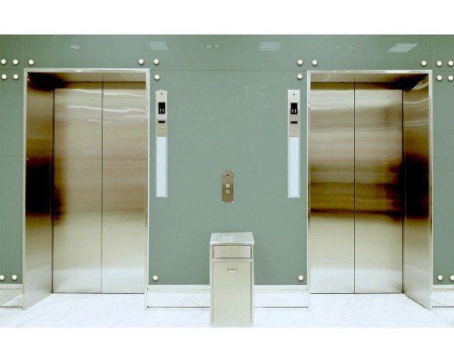 slanting:Jordan Ferreiro, The observer is not separate from the object observed, elevator installati