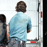 andy-clutterbuck:  Rick Grimes Wardrobe Appreciation       ↳Denim Shirt 
