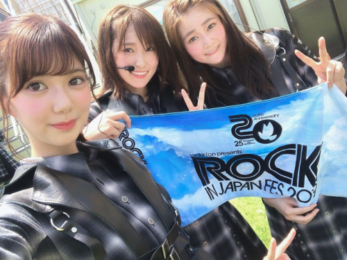 sakamichi-steps: 欅坂46 松平璃子 公式ブログ 2019/08/06 00:41 #ROCK IN JAPAN FESTIVAL(+反転・補正など)