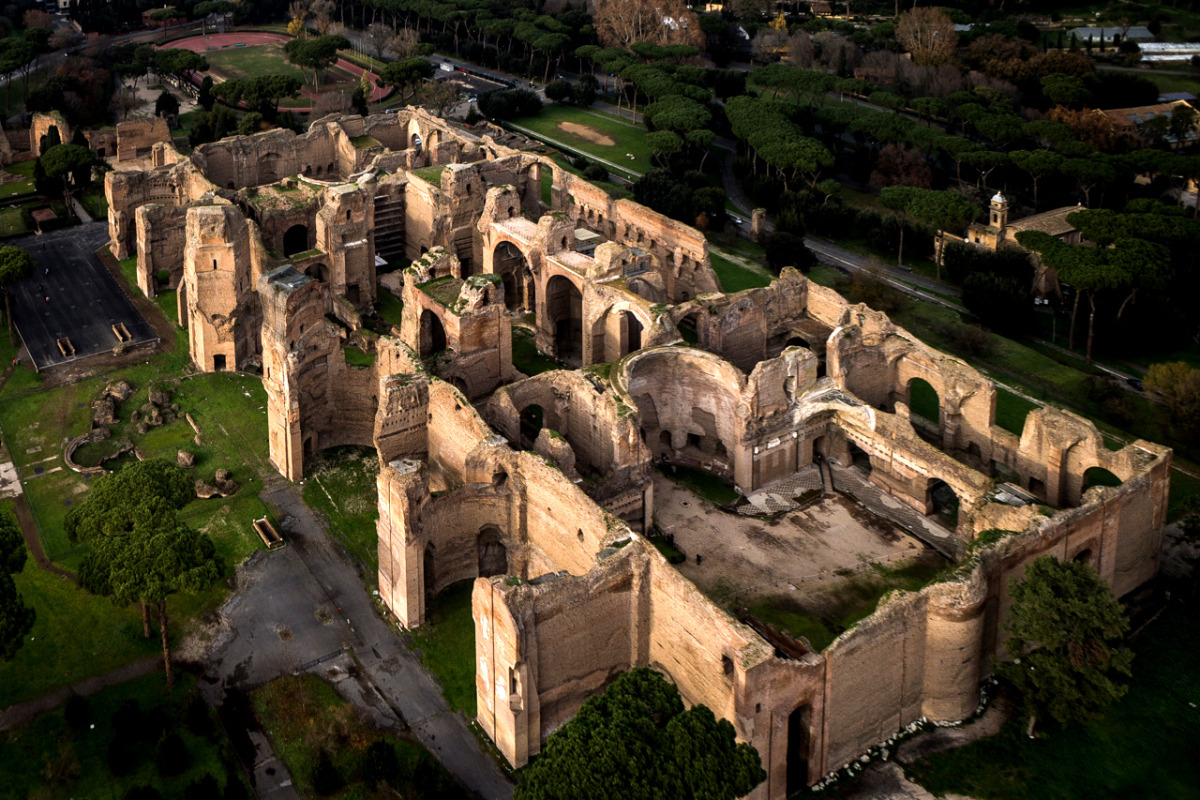 last-of-the-romans:  The Baths of Caracalla Elaborate public baths constructed by