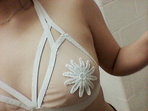 kittens-fantasy:  I love this bra but it doesn’t really fit