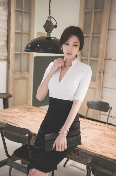 korean-dreams-girls:Ye Jin - March 23, 2015 3rd adult photos