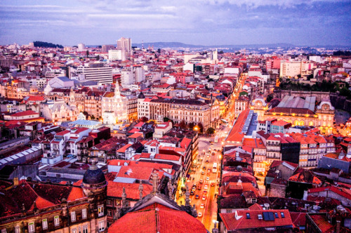 Ribeira, Clerigos, the best sunsets from Dom Luis bridge - those are just some of the reasons to vis