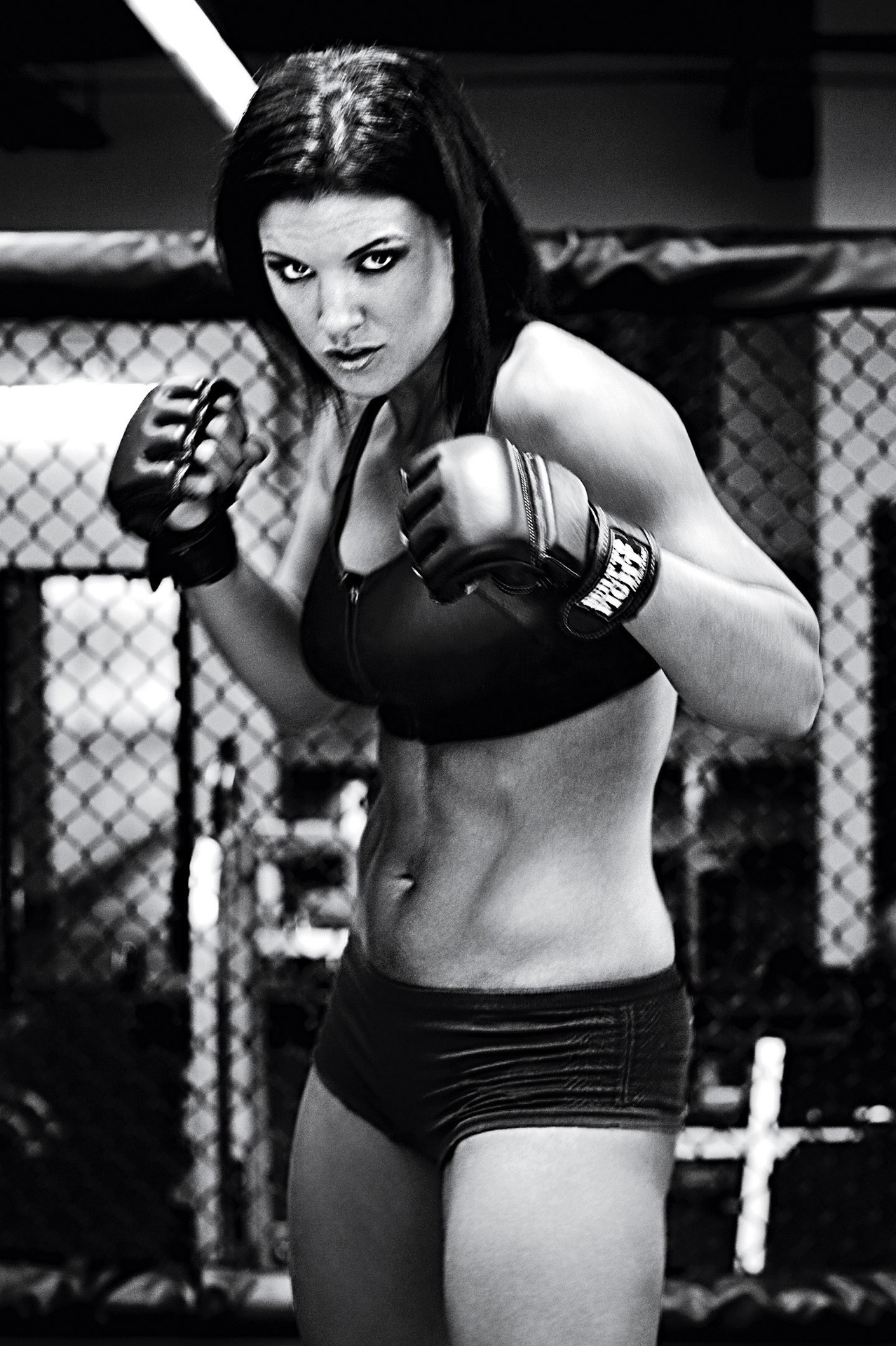 chicksthatkick:  A great shot of Gina Carano. I pioneer for me as she really got