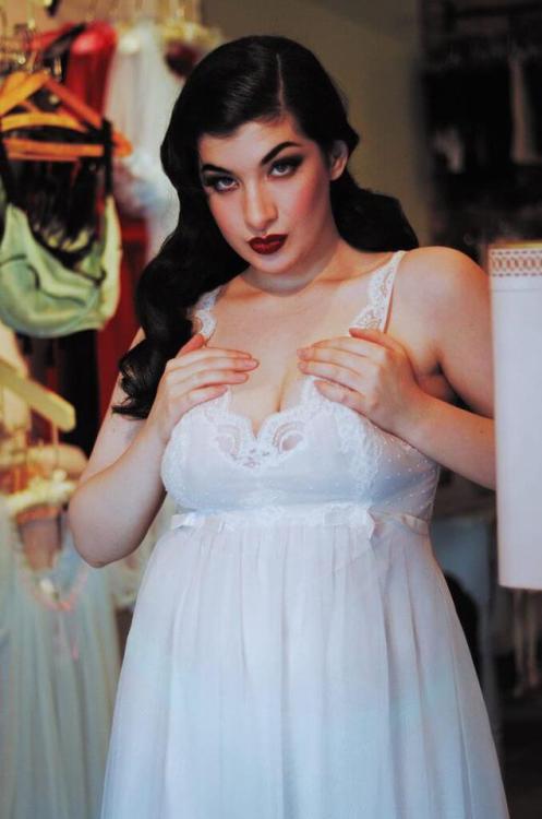 thelingerieaddict: How to Build the Perfect Vintage Lingerie Collection www.thelingerieaddict